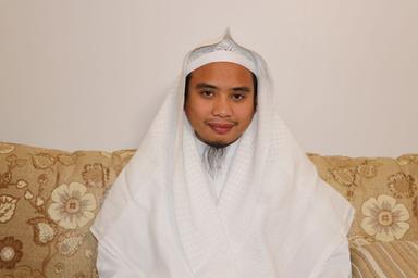 Ismael J.
